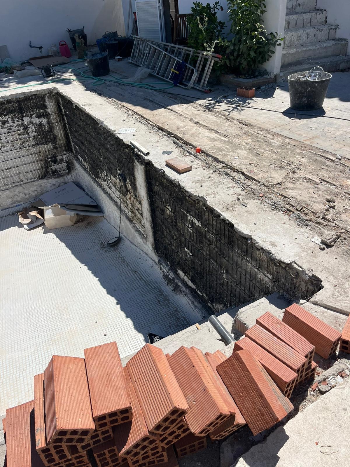 Piscina Buenas Noches 2